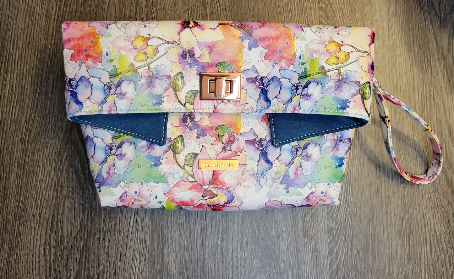 The Devyn Clutch Digital Pattern