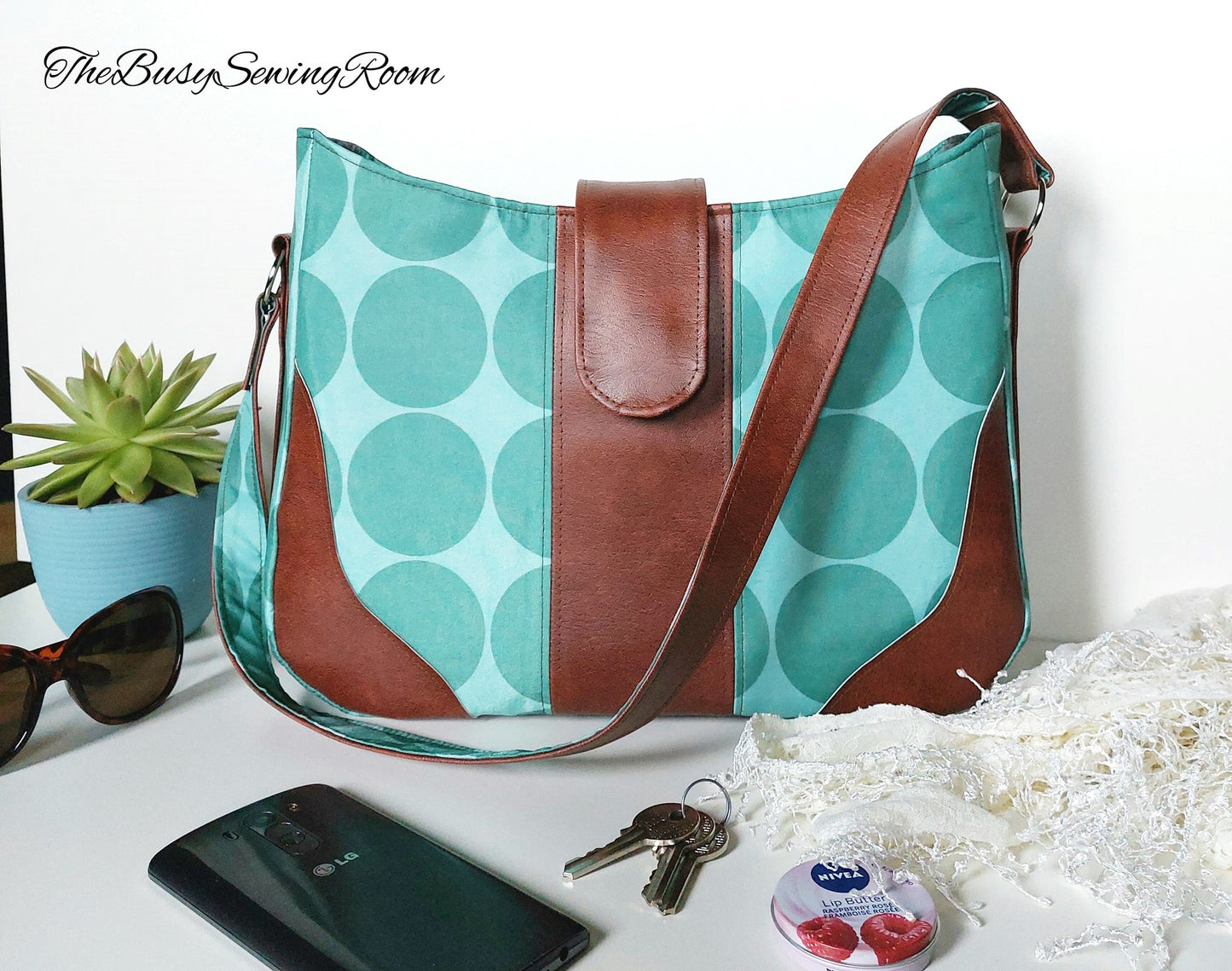 The Karys Shoulder Bag Digital Pattern